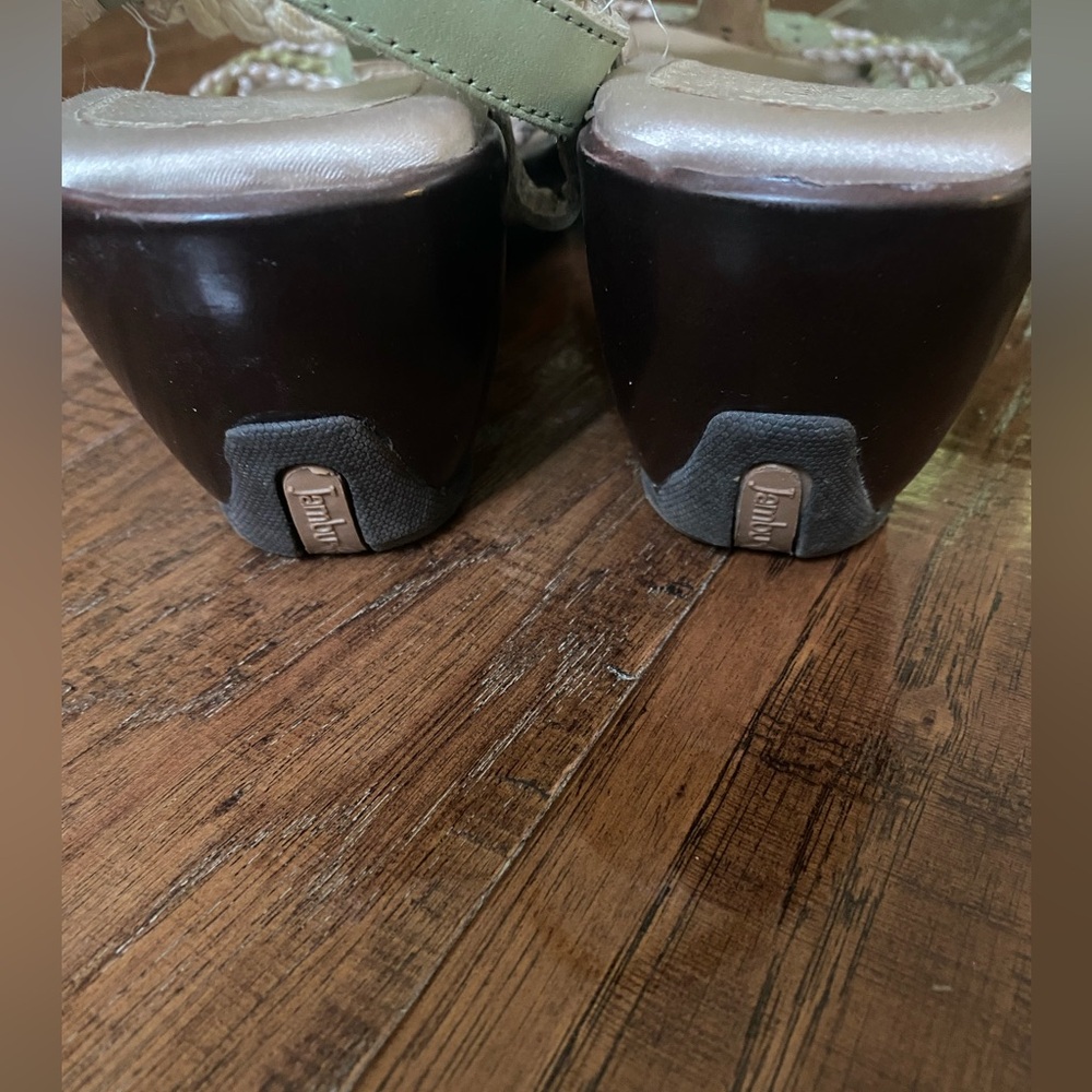 Jambu Sporty Petal Wedge Sandals. - Picture 6 of 9